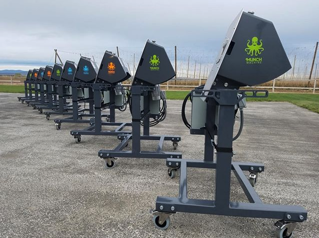 Munch Machine Mother Bucker, Outdoor