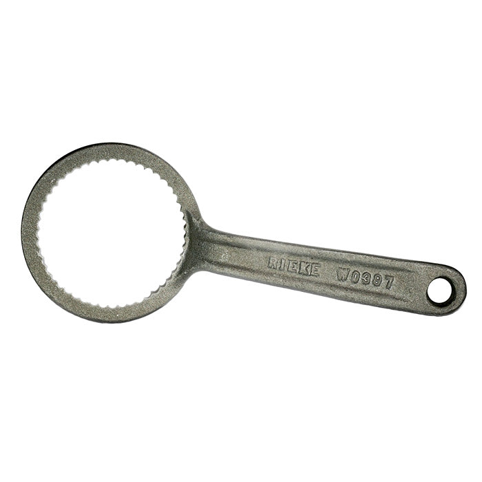 Heavy 16 Wrench, 6 Gallon