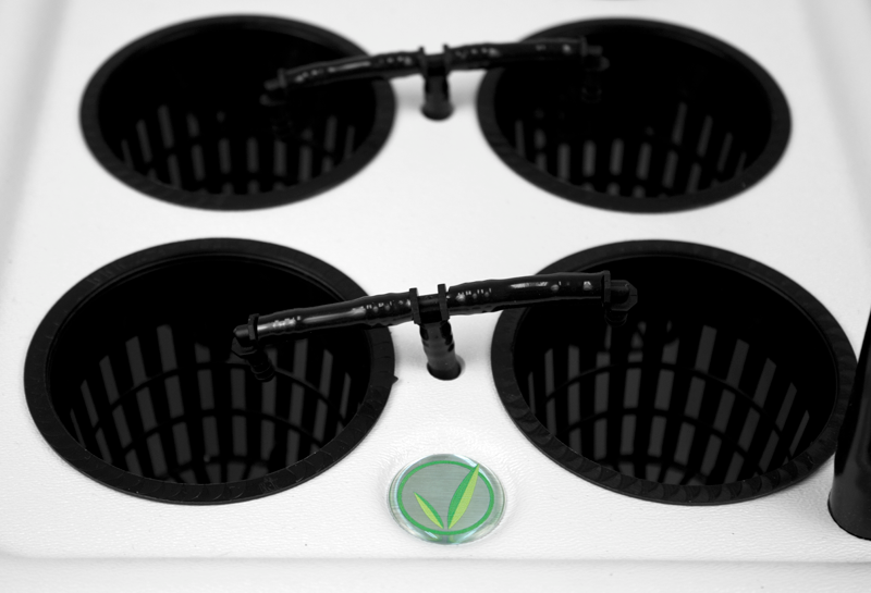 SuperCloset SuperPonics 8 Plant Hydroponic Grow System